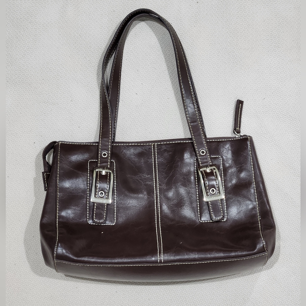 Thriftcore,  Brown over the shoulder pursw